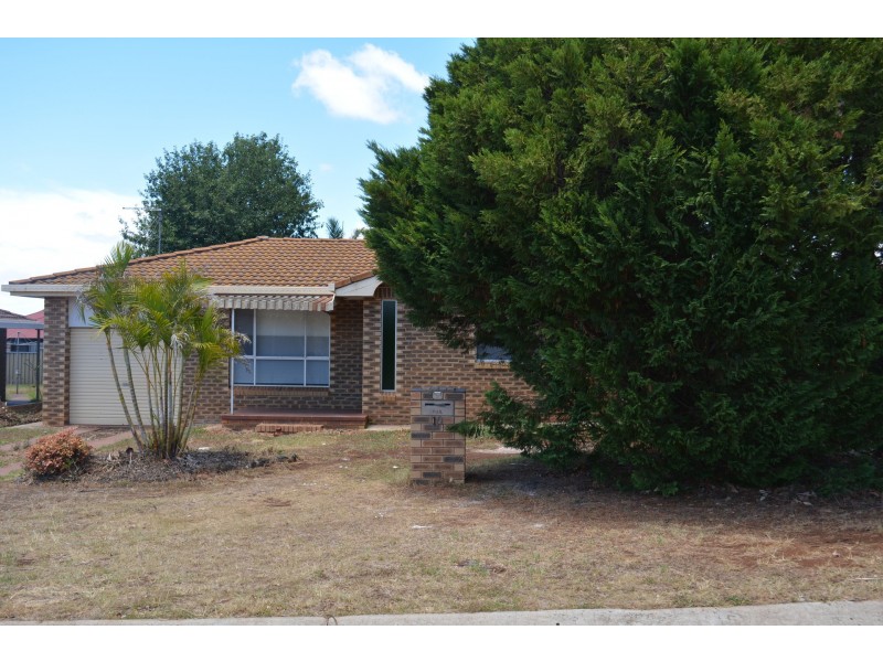 10 Jennifer Crescent, Darling Heights QLD 4350