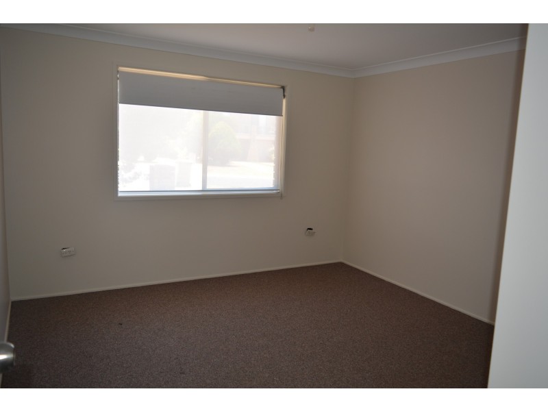 10 Jennifer Crescent, Darling Heights QLD 4350