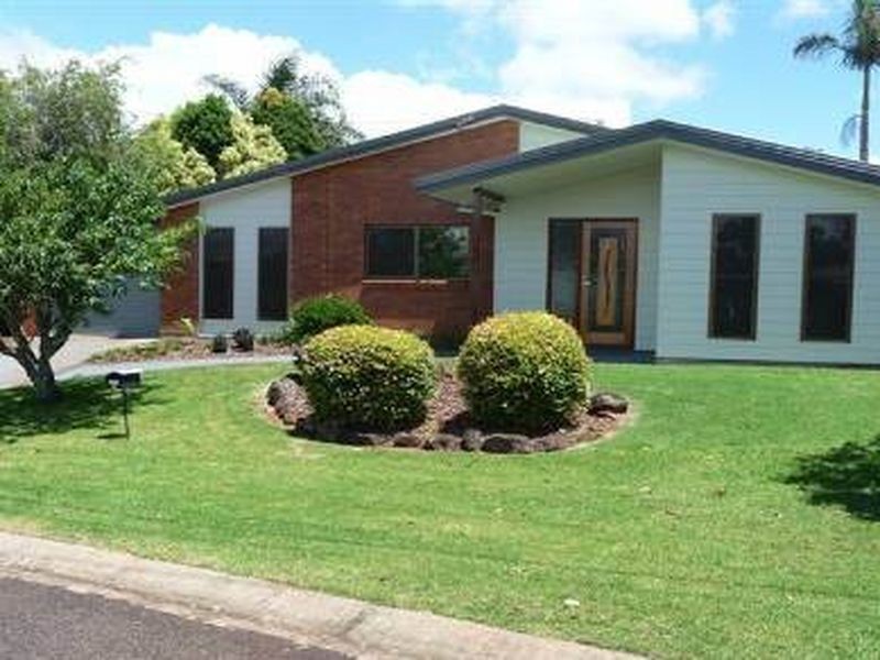 10 Zoe Court, Centenary Heights QLD 4350