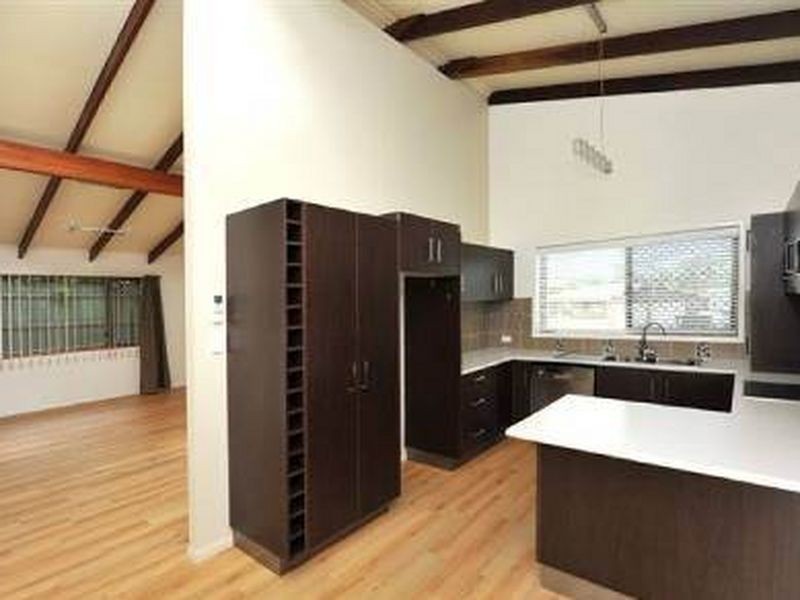 10 Zoe Court, Centenary Heights QLD 4350