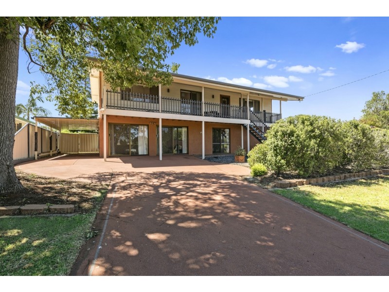 31 Gloucester Crescent, Darling Heights QLD 4350