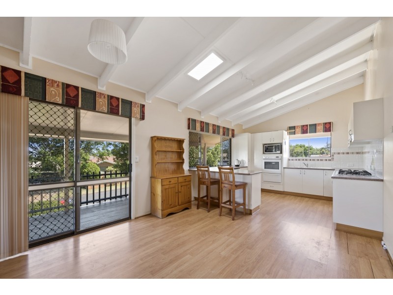 31 Gloucester Crescent, Darling Heights QLD 4350
