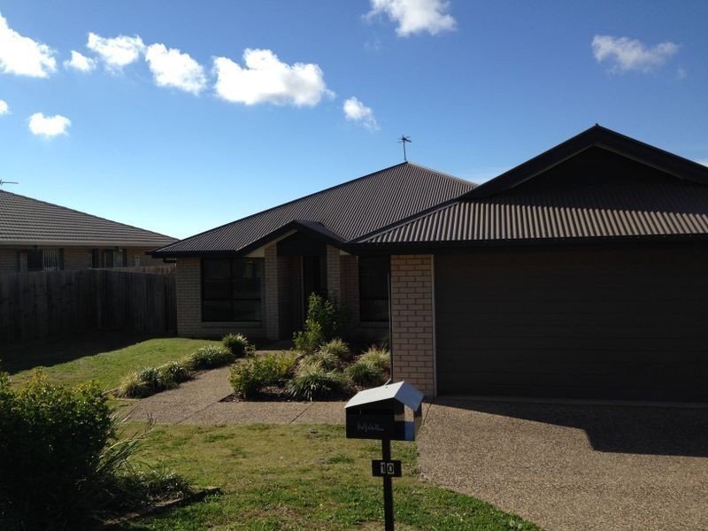 10 High Court Drive, Wilsonton Heights QLD 4350