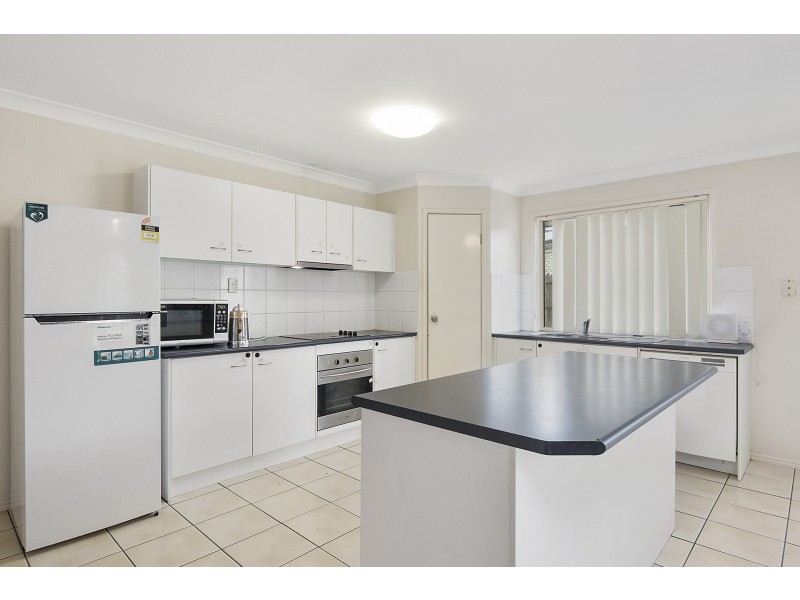 20 Sunset Drive, Glenvale QLD 4350
