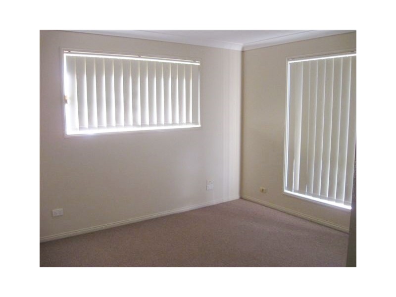 1/390 Stenner Street, Kearneys Spring QLD 4350