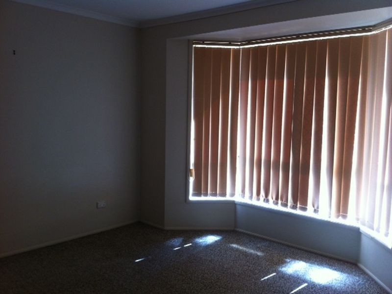 2/16 McIvor Street, Kearneys Spring QLD 4350