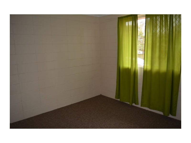 3/348 South Street, Harristown QLD 4350