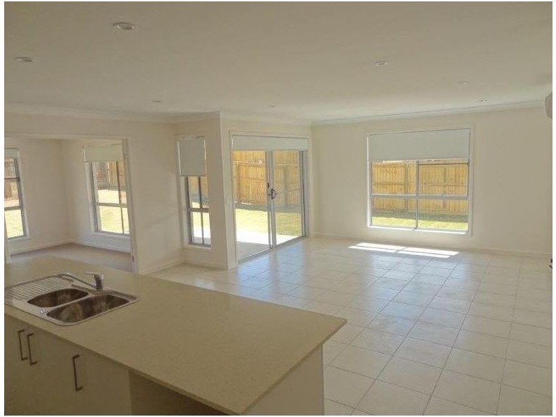 46 Ferguson Road, Westbrook QLD 4350