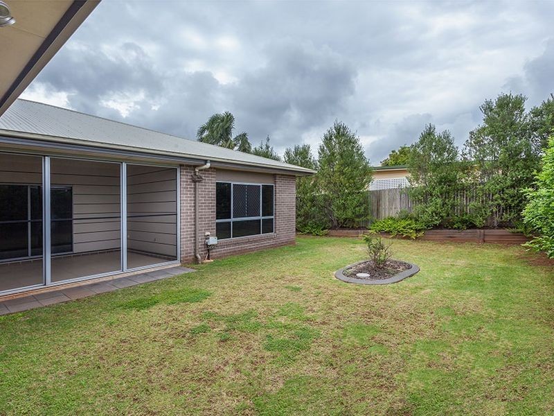90 Spring Street, Middle Ridge QLD 4350