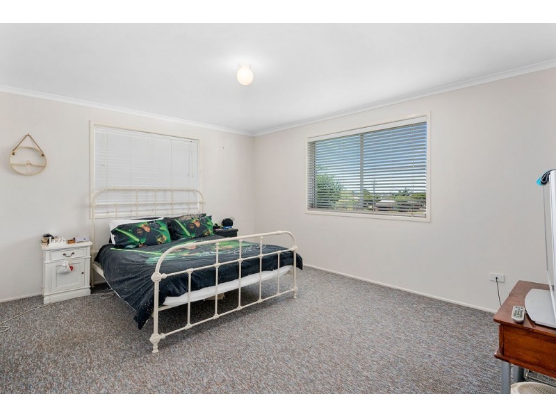 2 Wilga Court, Newtown QLD 4350