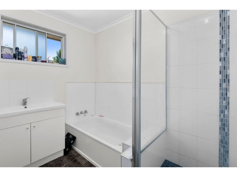 2 Wilga Court, Newtown QLD 4350