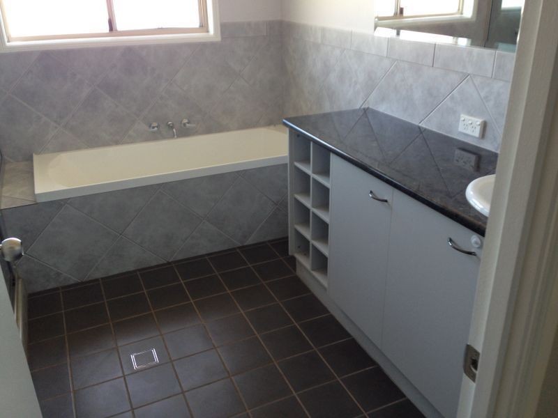 3/7 Phyllis Street, Harristown QLD 4350