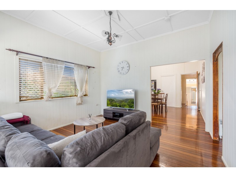 18 Princess Street, Newtown QLD 4350