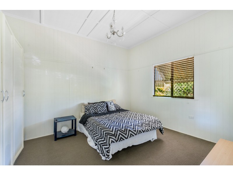 18 Princess Street, Newtown QLD 4350