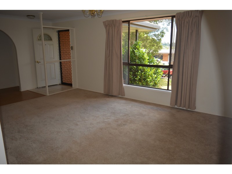 35 Noll Street, Kearneys Spring QLD 4350