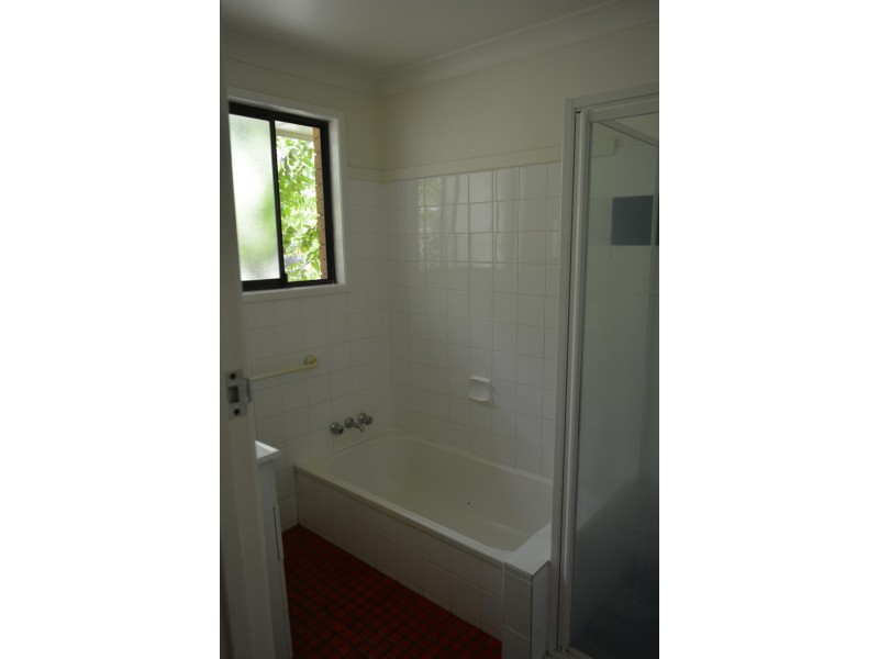 35 Noll Street, Kearneys Spring QLD 4350