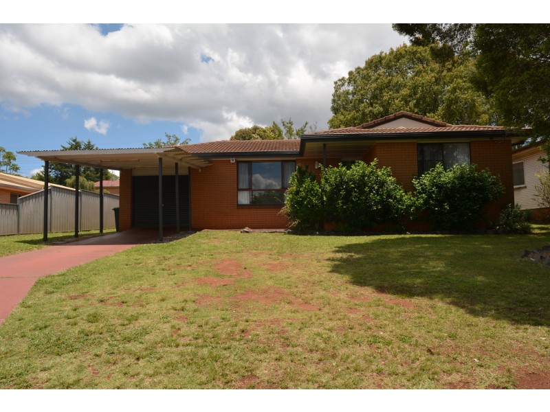35 Noll Street, Kearneys Spring QLD 4350