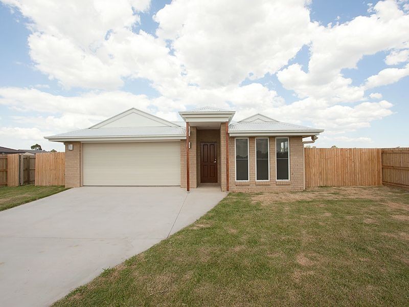 54 Neville Street, Clifton QLD 4361