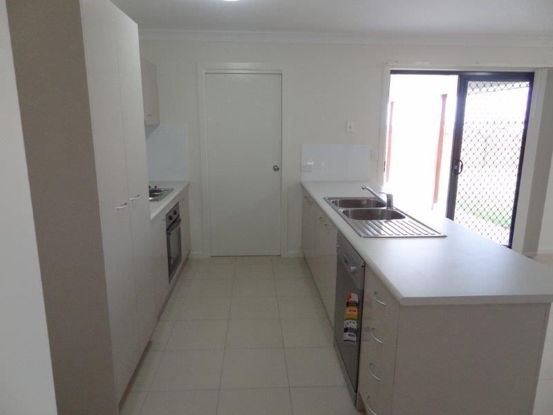 55 Edwin Street, Westbrook QLD 4350