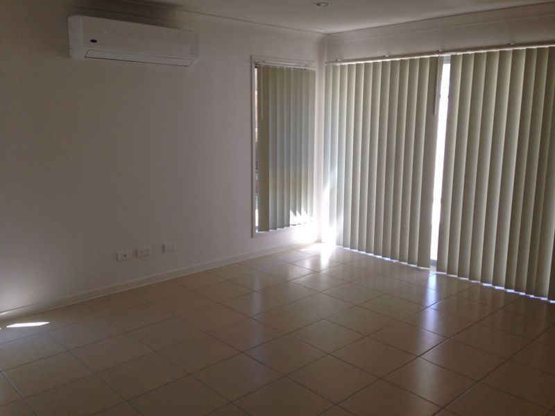 1/11 Carlin Street, Glenvale QLD 4350