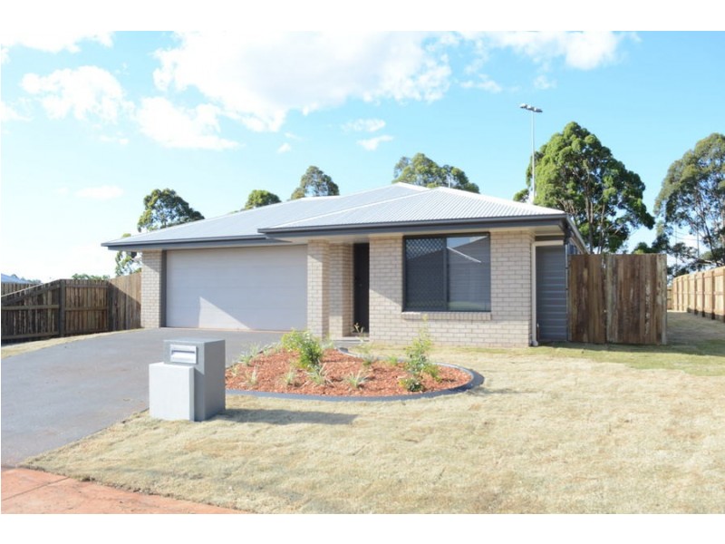 19 Entabeni Drive, Kearneys Spring QLD 4350