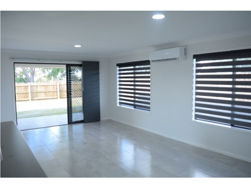 19 Entabeni Drive, Kearneys Spring QLD 4350