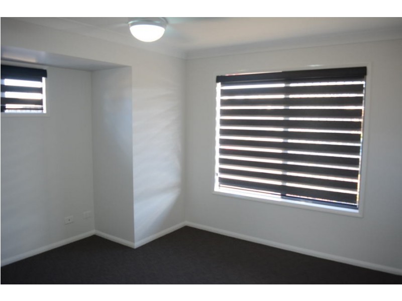 19 Entabeni Drive, Kearneys Spring QLD 4350