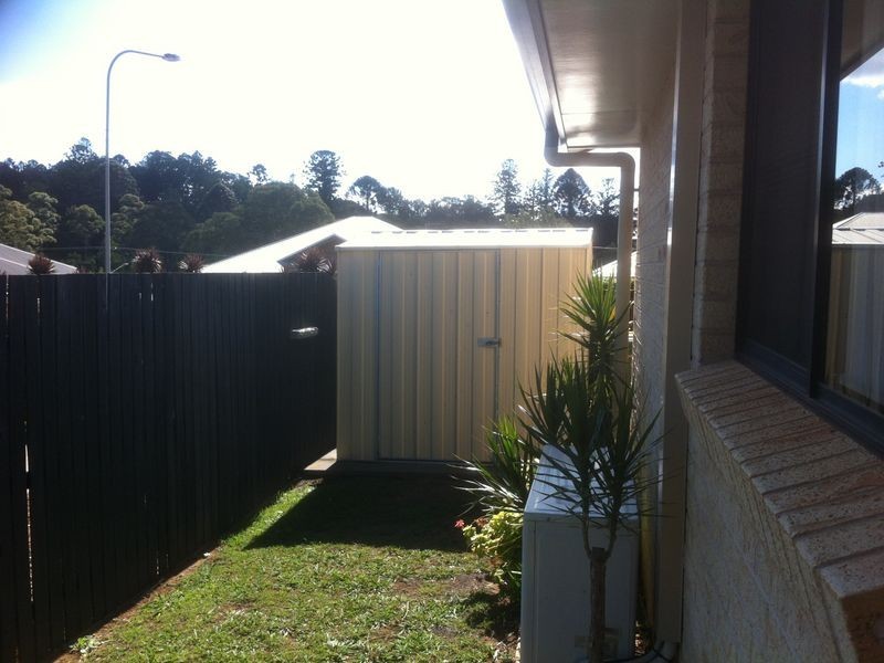 6 Willowburn Drive, Rockville QLD 4350