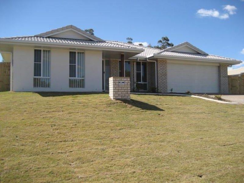 6 Paige Place, Helidon QLD 4344