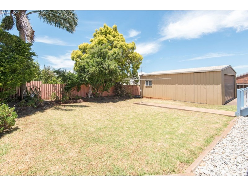 16 Brown Street, Rockville QLD 4350