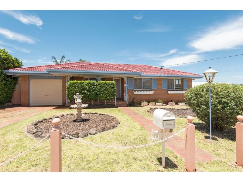 16 Brown Street, Rockville QLD 4350