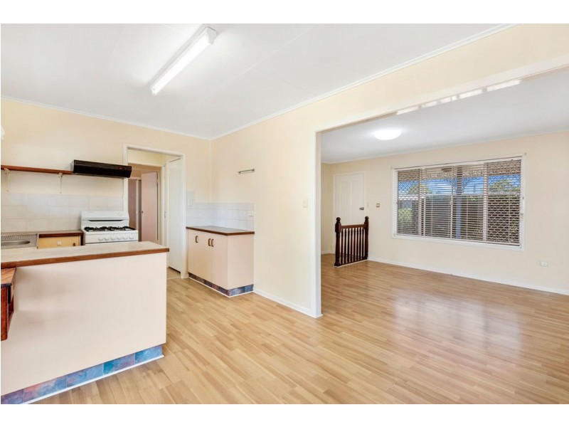 16 Brown Street, Rockville QLD 4350