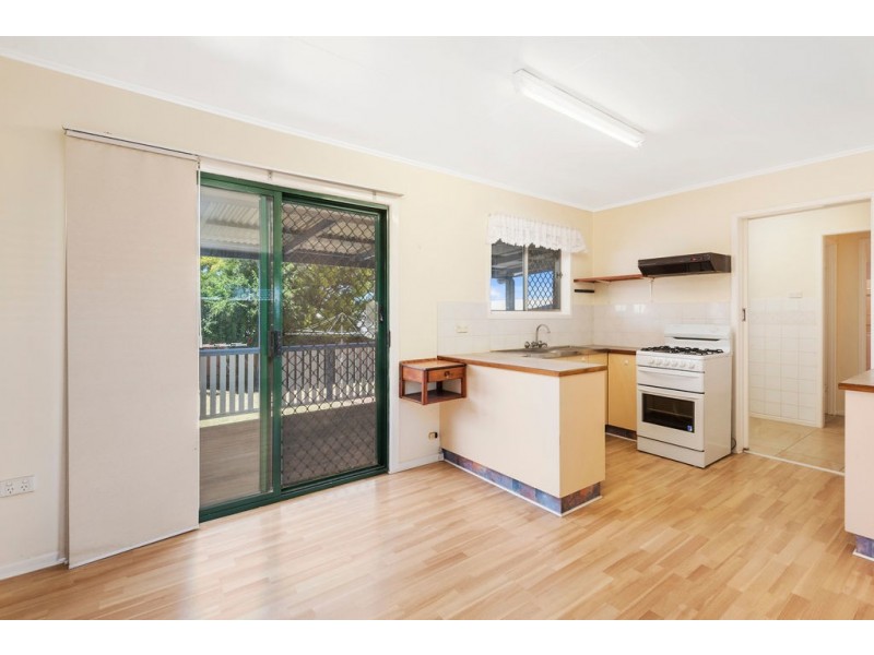 16 Brown Street, Rockville QLD 4350