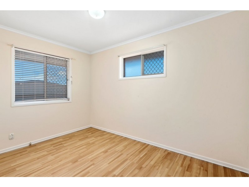 16 Brown Street, Rockville QLD 4350