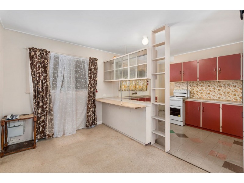 14 Skehan Street, Centenary Heights QLD 4350