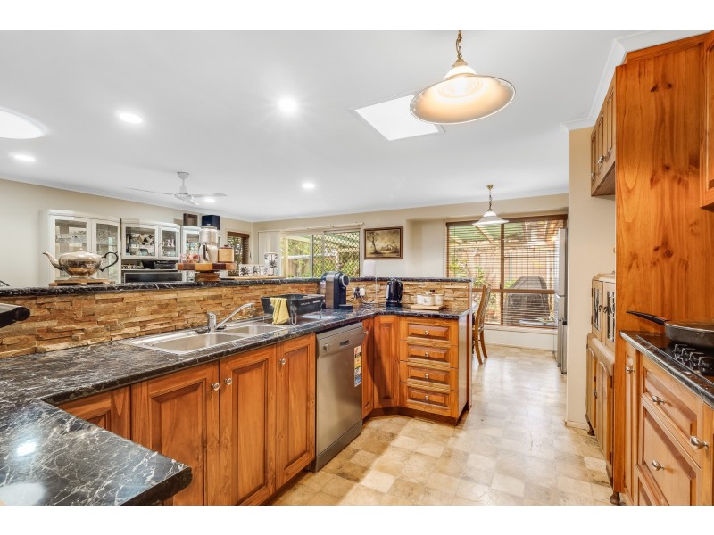 16 Maplewood Street, Darling Heights QLD 4350