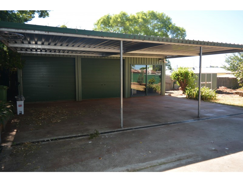 16 Stone Street, Wilsonton QLD 4350