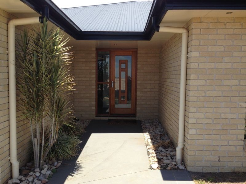 14 Diamantina Drive, Glenvale QLD 4350