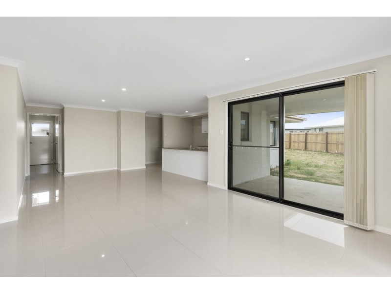 19 KENSEI Street, Wyreema QLD 4352