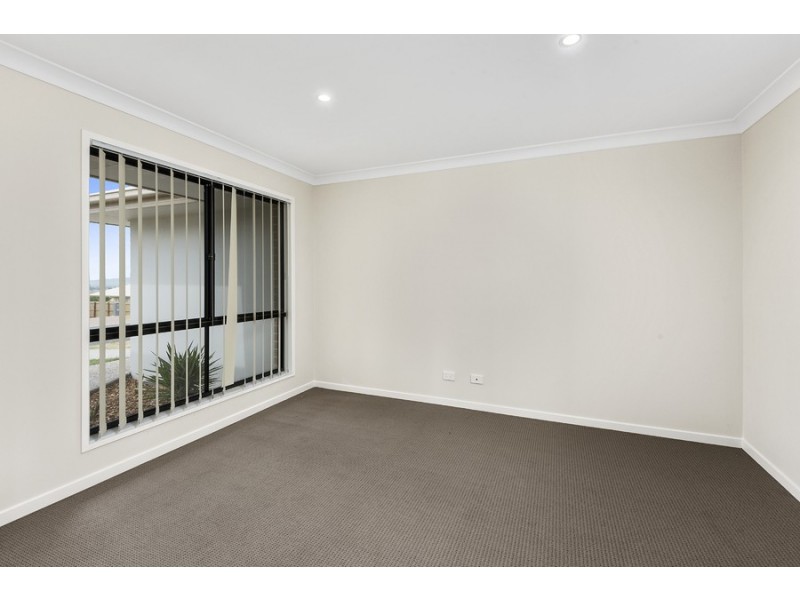 19 KENSEI Street, Wyreema QLD 4352