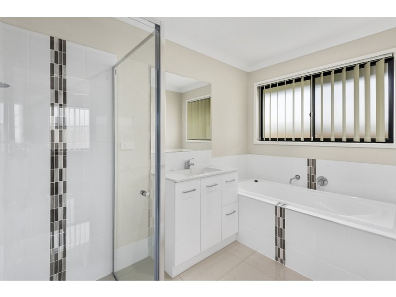 19 KENSEI Street, Wyreema QLD 4352