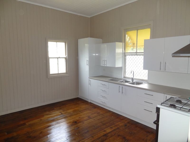 9 Kelfield Street, North Toowoomba QLD 4350