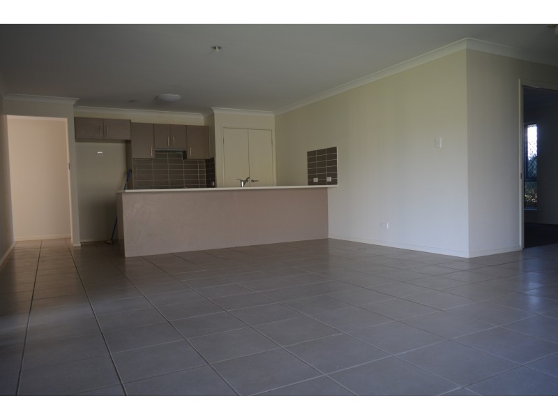 21 Goshawk Drive, Kleinton QLD 4352