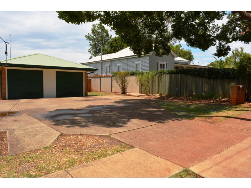 1/169 Perth Street, South Toowoomba QLD 4350
