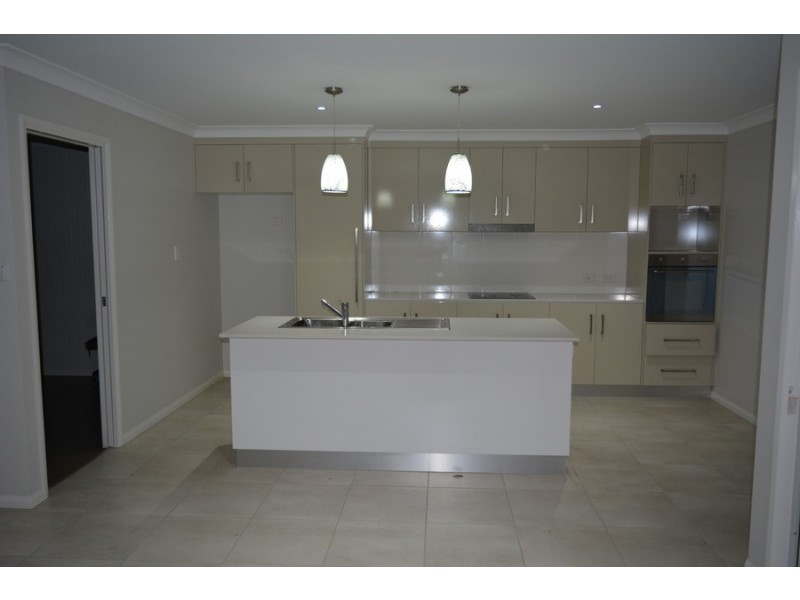 4/19 Primrose Street, South Toowoomba QLD 4350