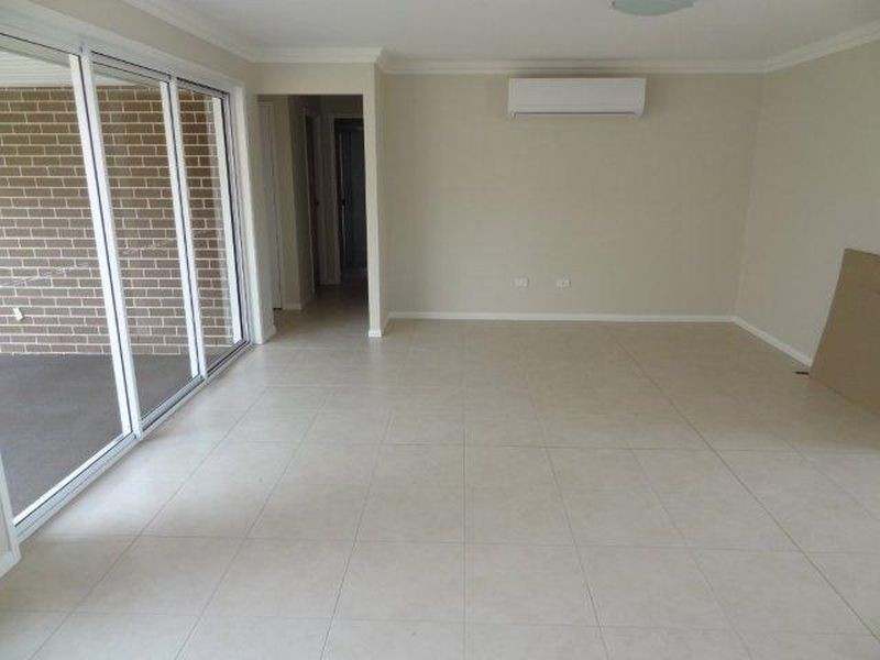 2/3 Sambar Court, Kearneys Spring QLD 4350