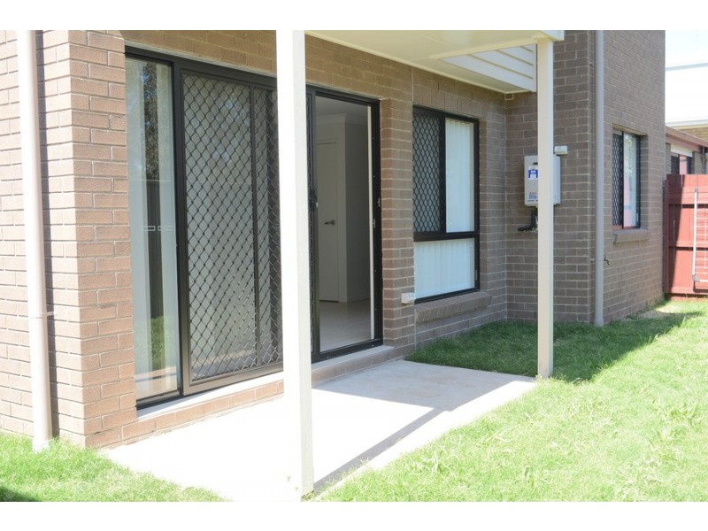 2/15 Lexi Street, Glenvale QLD 4350