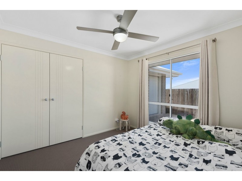 19 Renshaw Crescent, Kearneys Spring QLD 4350