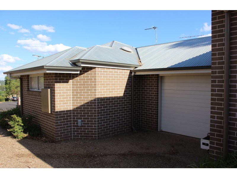 1/57 Holberton Street, Rockville QLD 4350