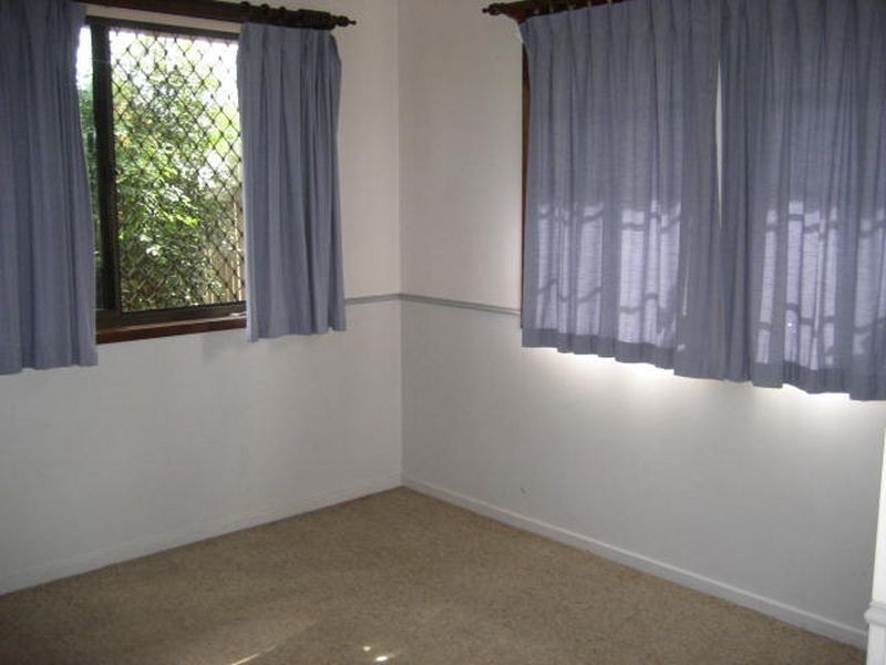 11 Truscott Street, Wilsonton QLD 4350